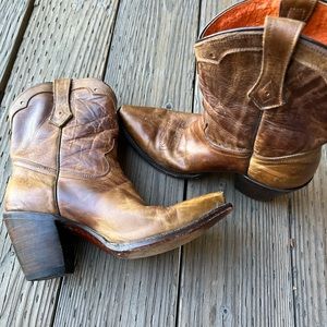 Charlie 1 Horse Rustic Cowboy Boots by Lucchese